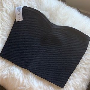Babaton Olaf Black Ribbed Crop Top